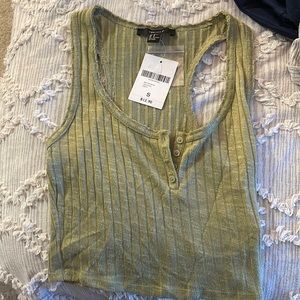 Crop tank top- button up